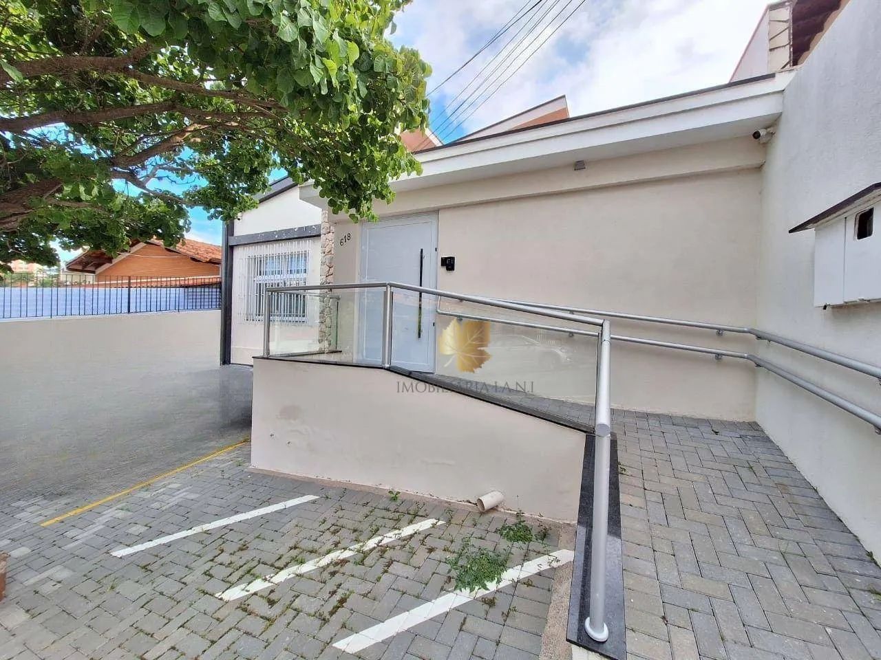 Sala para alugar, por R$ 2.090/mês