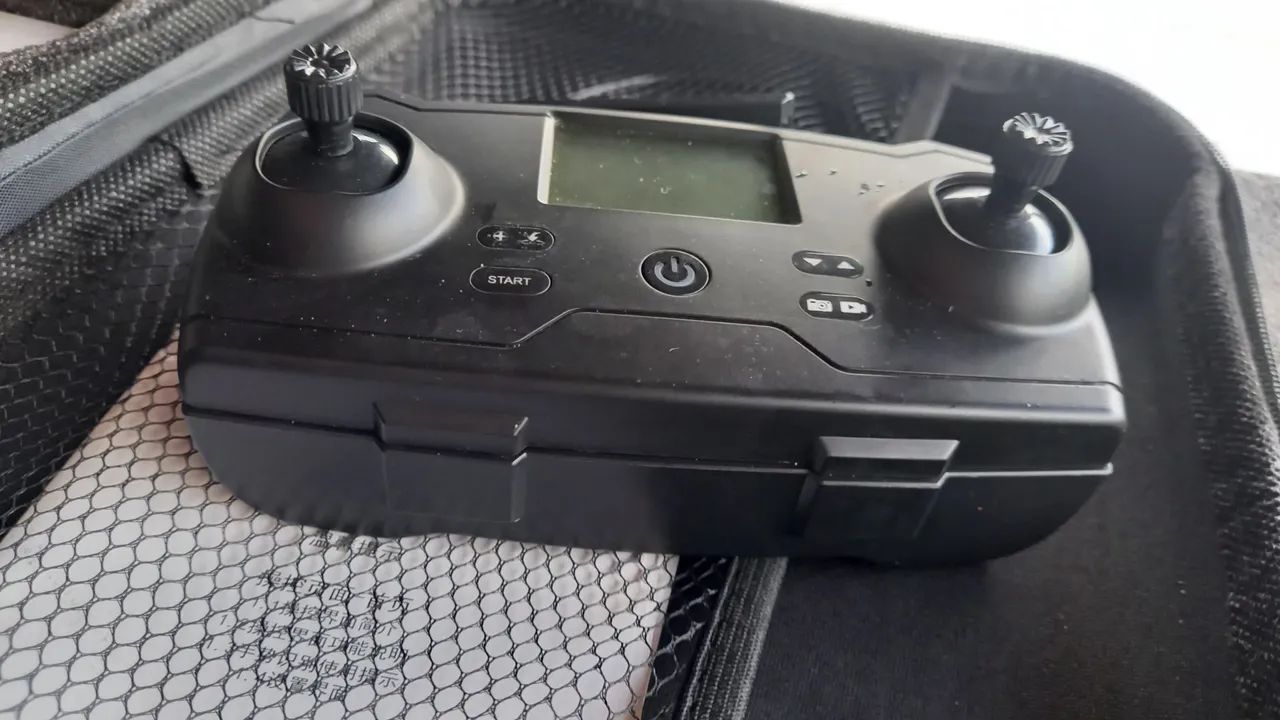 Vendo Drone KFPLAN KF102 com câmera e 1 bateria - Foto 4