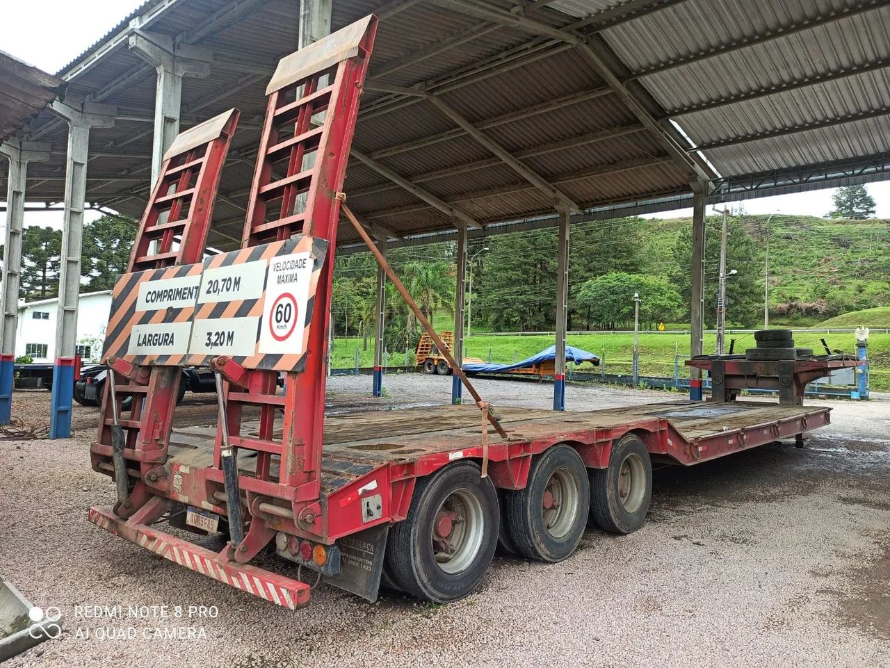 Carreta Prancha Rampa Pescoço 3 eixos - Foto 3