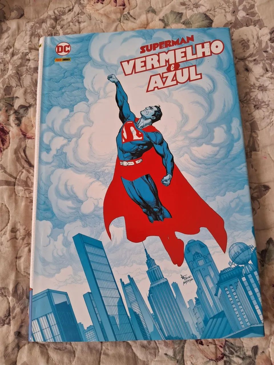 Superman Vermelho e Azul - HQ