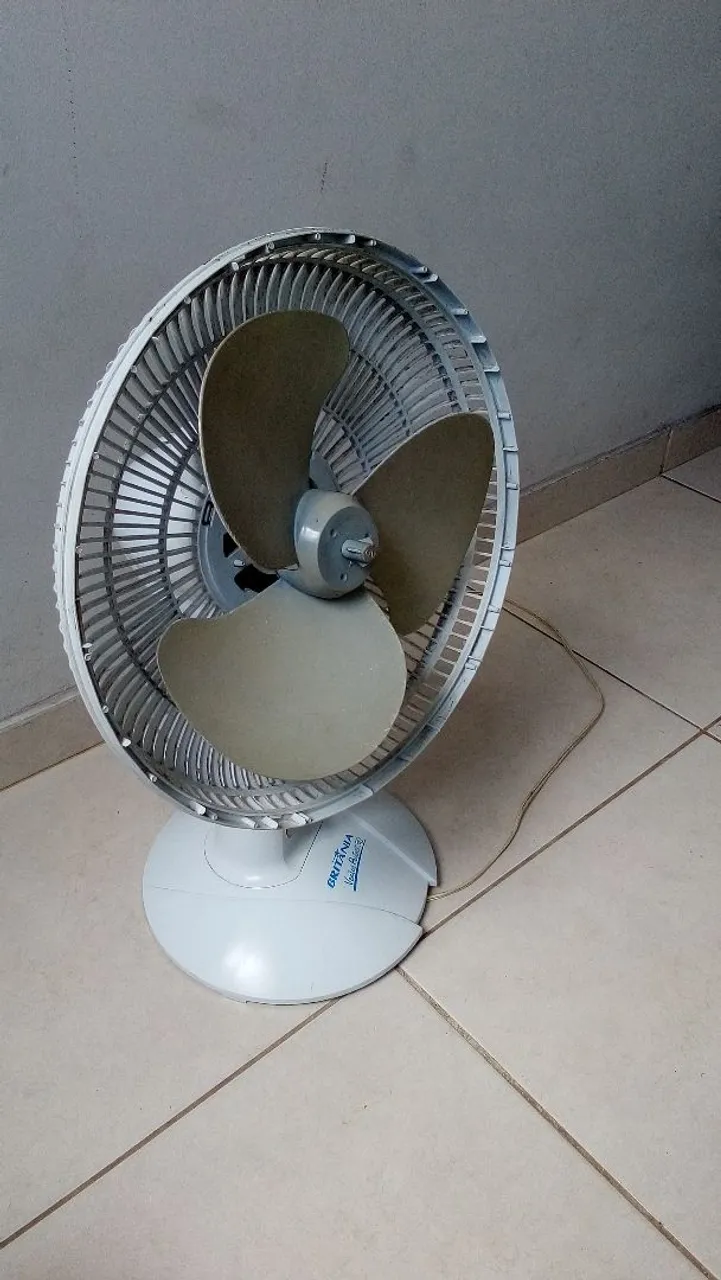 Ventilador Britânia 3 Velocidades Funcionando Perfeitamente Entrego A Combinar
