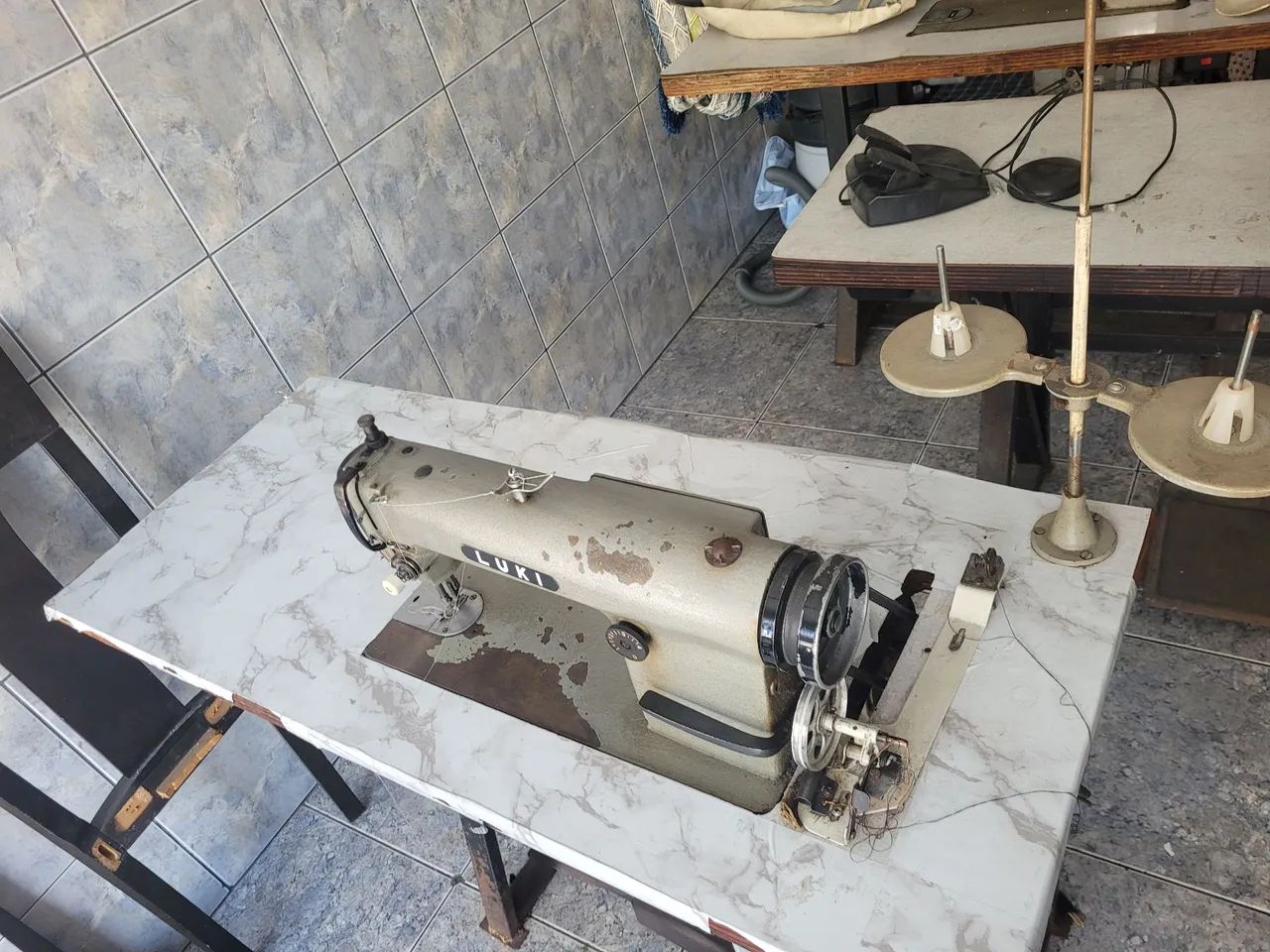 Lote 4 máquinas de costuras industriais - Foto 3