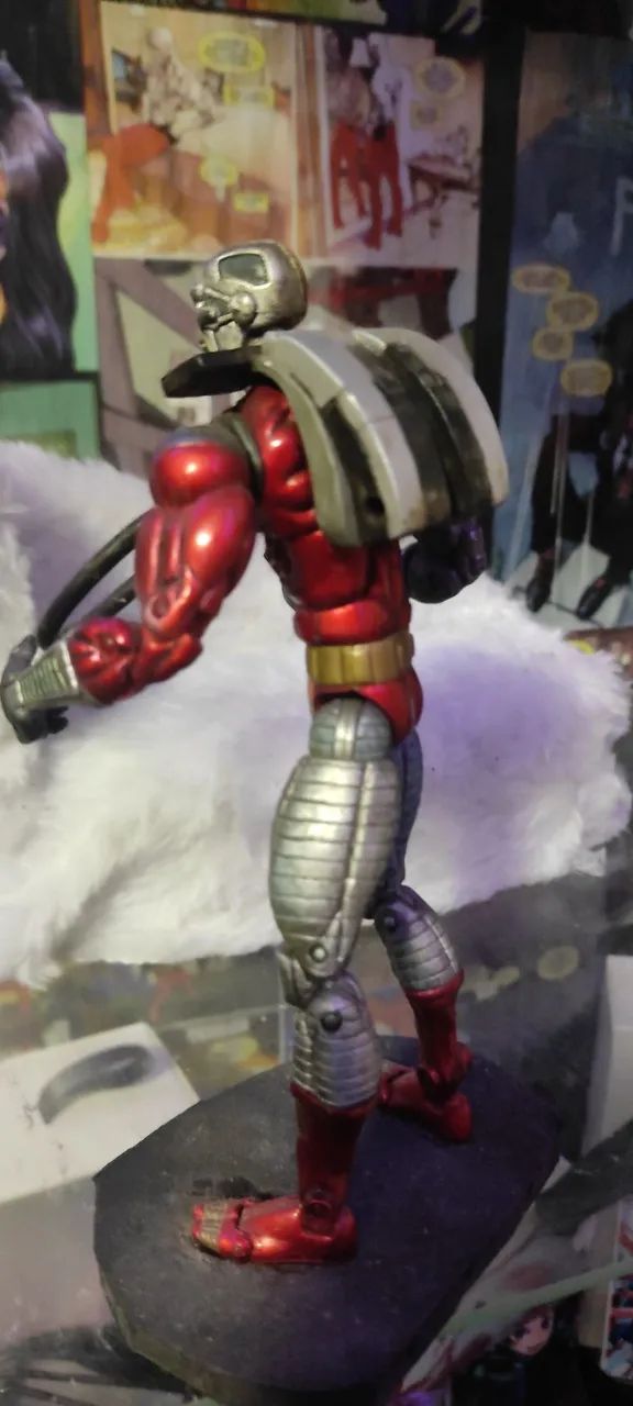 Deathlok Marvel action figure base em EVA - Foto 5
