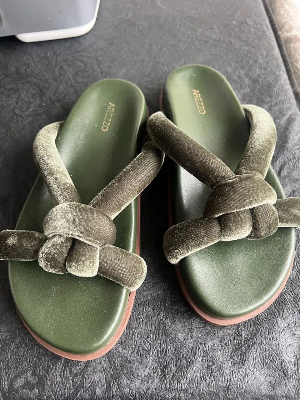 Sandália Verde com Detalhe em Nó - Foto 3