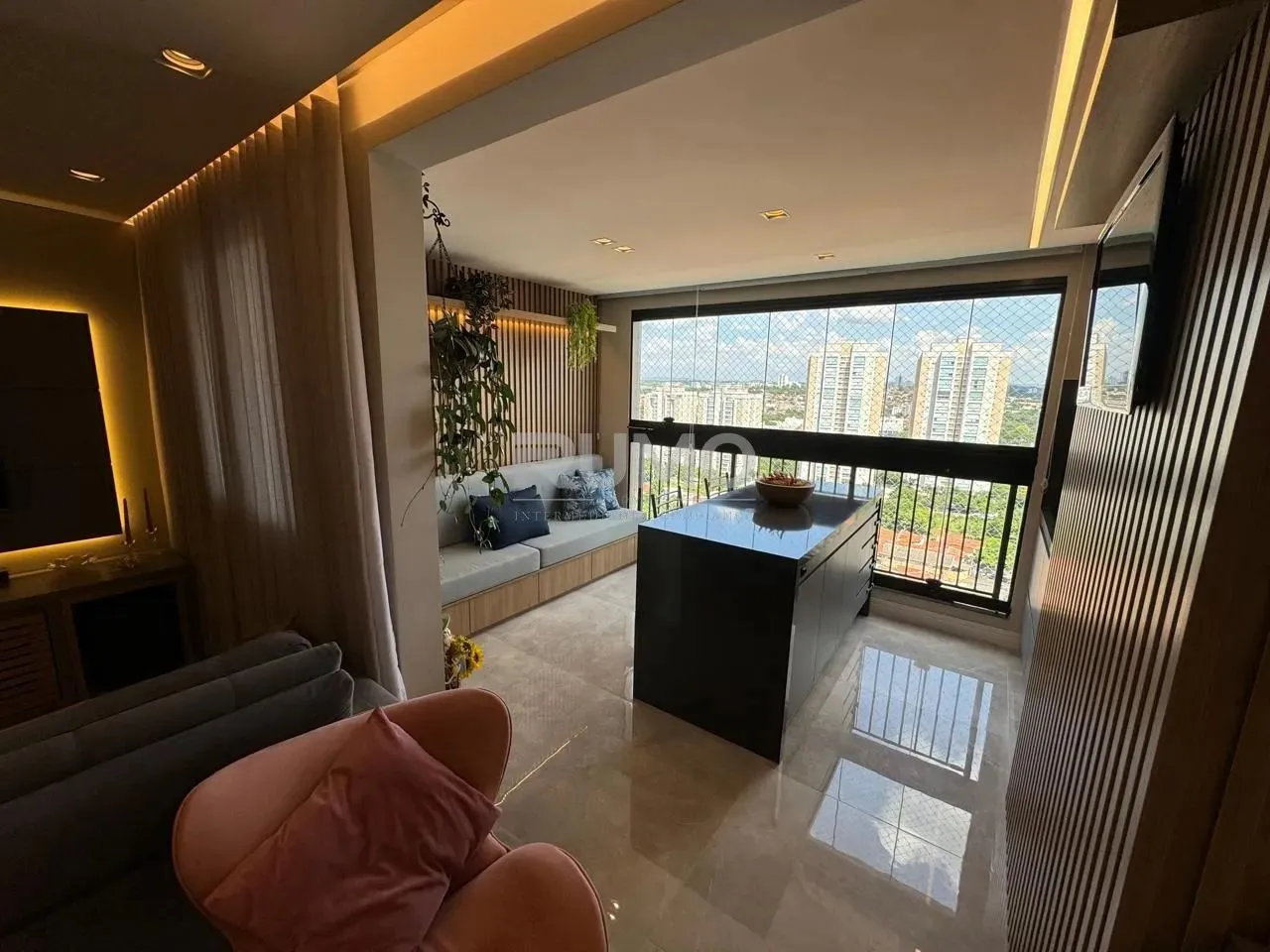 Apartamento mobiliado com 3 suítes e varanda gourmet a venda no Taquaral - Campinas/SP