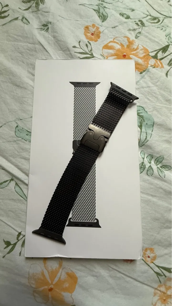 Pulseira Apple Watch Milanesa Titânio M Original