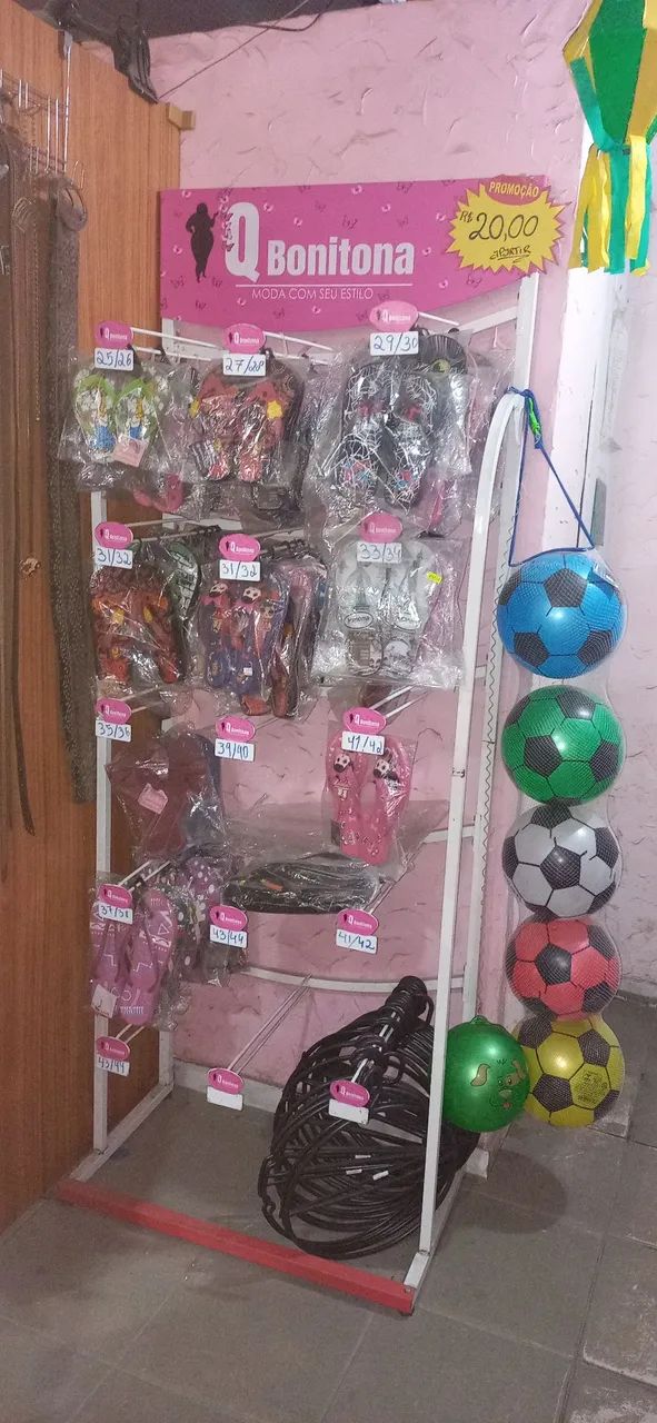 Expositor de chinelos e sandálias - Foto 3