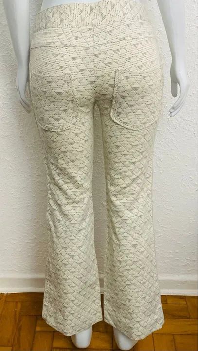 calça shoulder tamanho 36 bege estampado bom estado - Foto 3