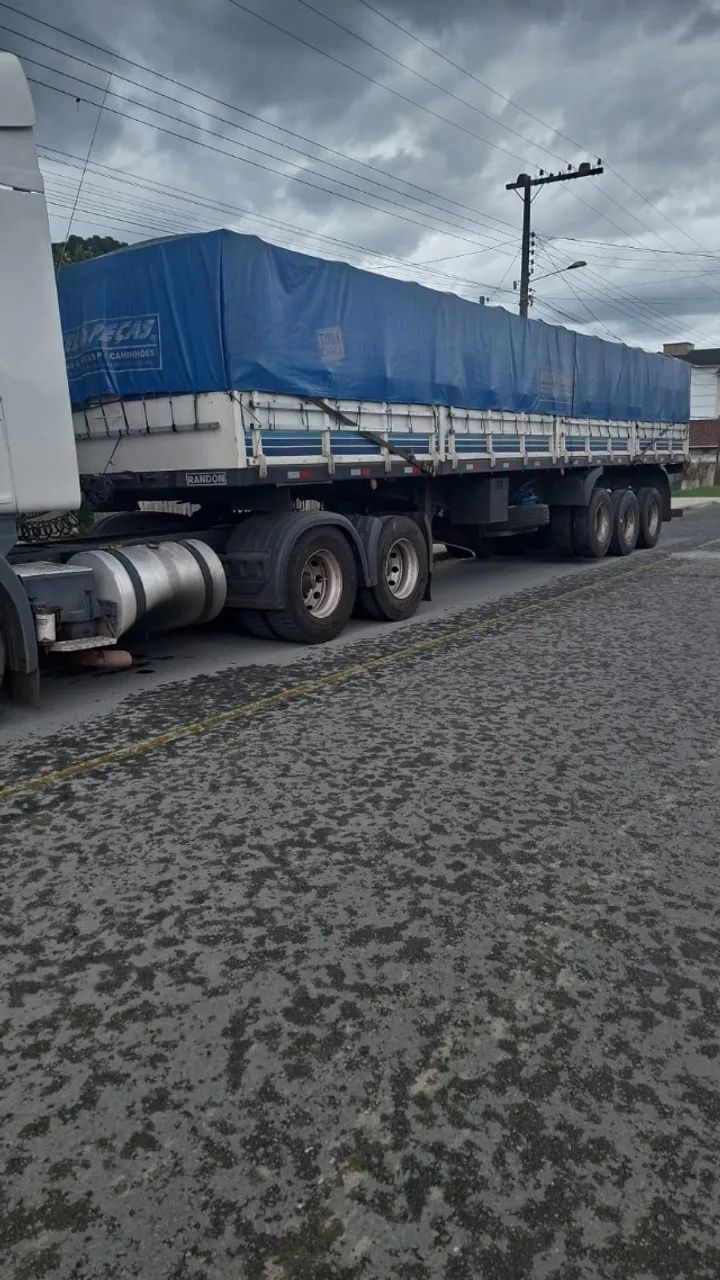 Carreta Graneleira Randon 12.4m 2008 3 Eixos Sem Pneus