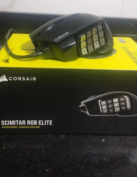 Mouse Gamer Corsair Scimitar RGB Elite - Novo
