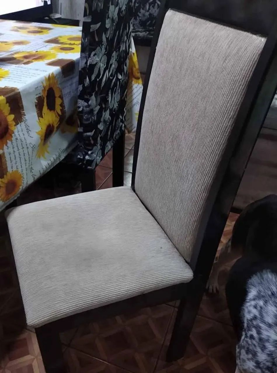 Mesa de Jantar em Madeira Maciça - Foto 2
