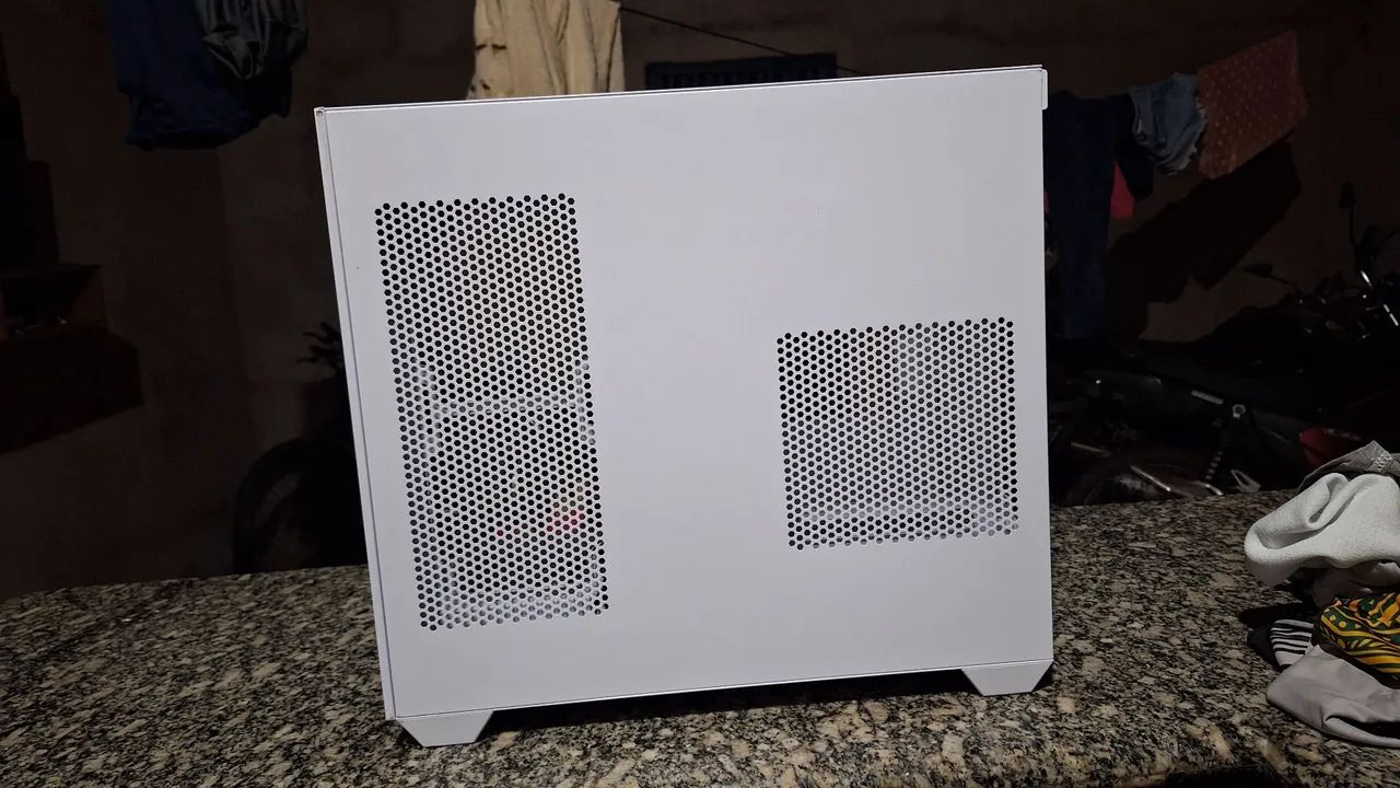 Gabinete Redragon Wideload Lite White Aquário - USADO - Foto 3
