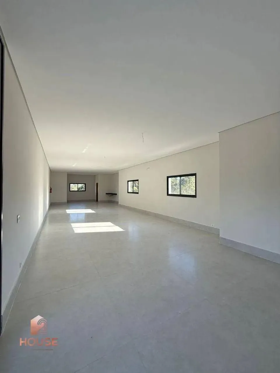 Sala para alugar, 115 m² por R$ 0/mês - Jardim Fazenda Rincão - Arujá/SP