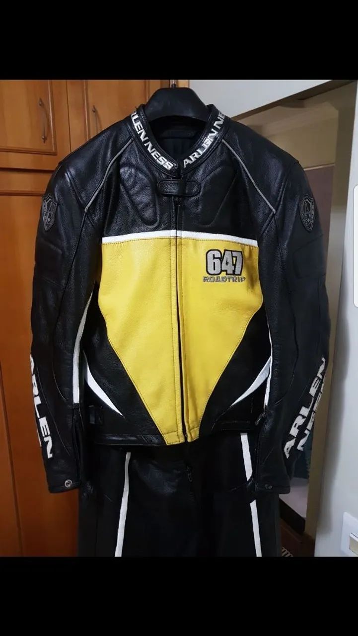 Macacão em couro para motociclista com alta performance e qualidade para sua segurança. 