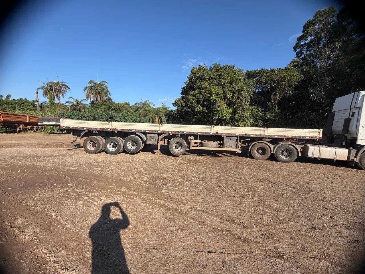 Carreta 4 eixo VANDERLEIA bobineira Randon Facchini  - Foto 2