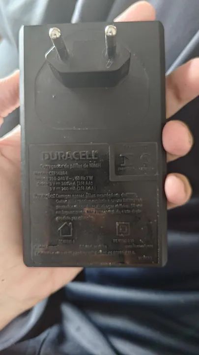 Carregador de pilhas Duracell somente pilhas recarregáveis  - Foto 2