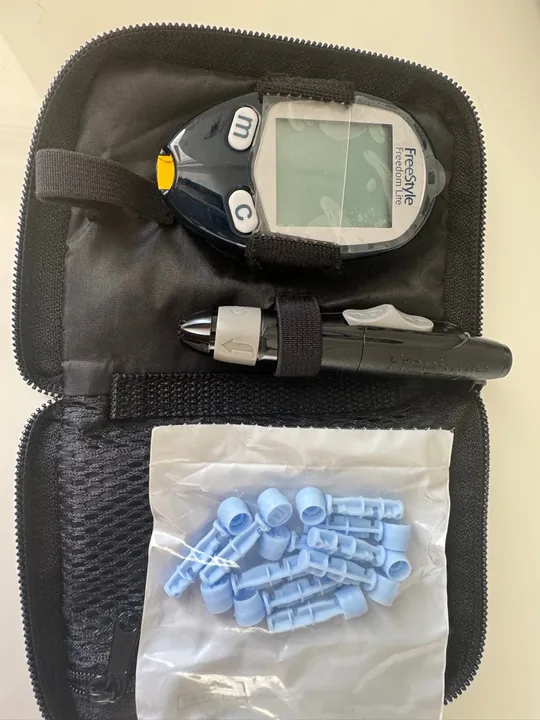 Kit monitor de glicemia freestyle freedom lite