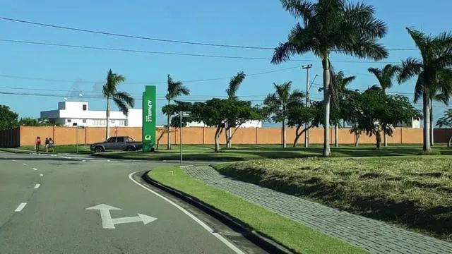 Alphaville lote comercial vista para a pista