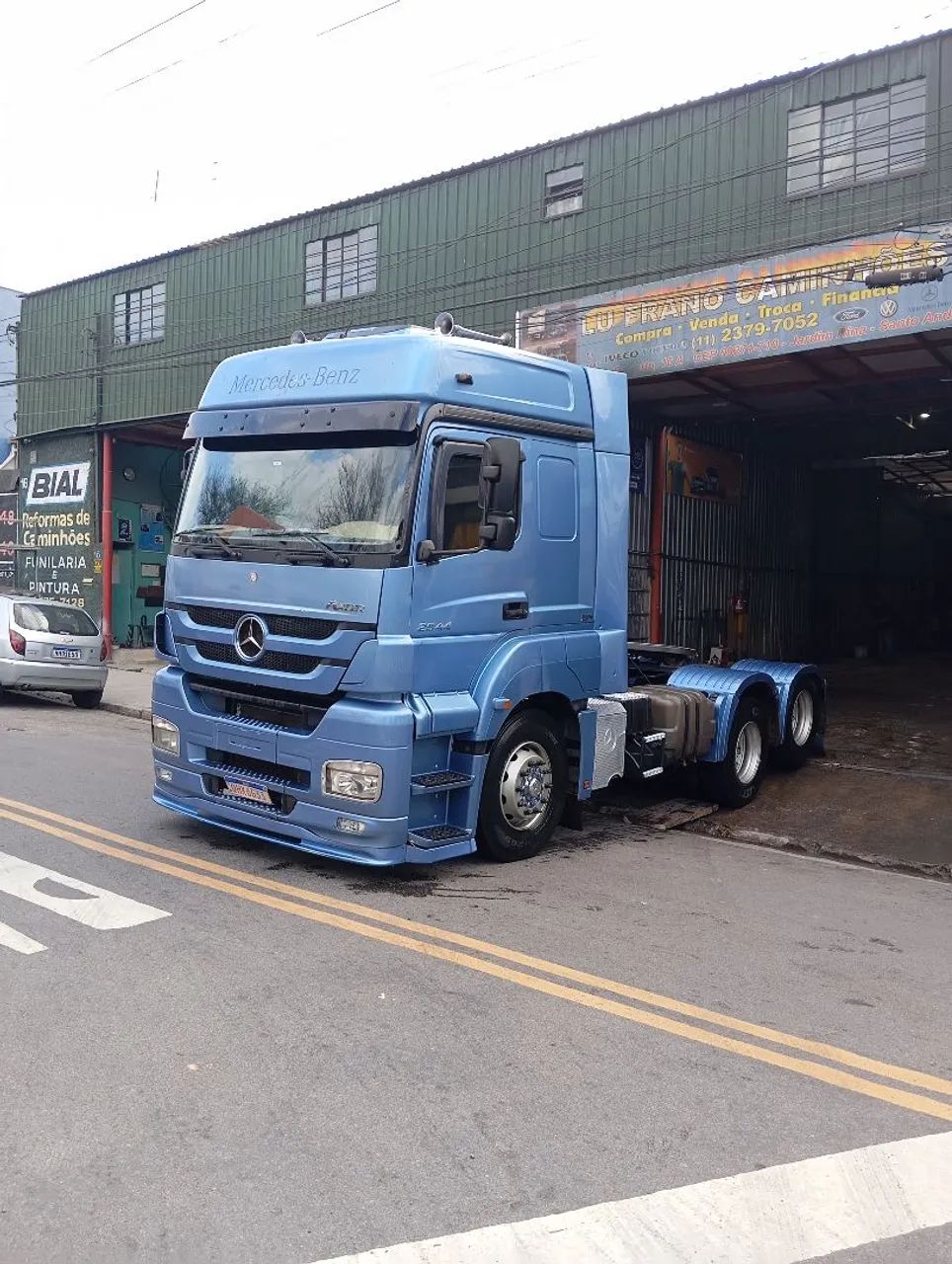 Axor 2544 2014 teto alto automático  - Foto 5