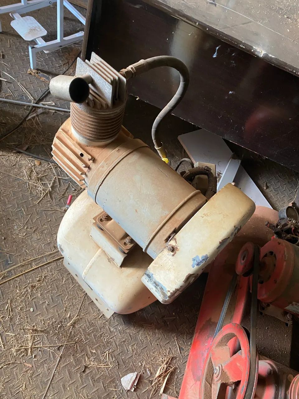 Compressor odontológico  - Foto 3