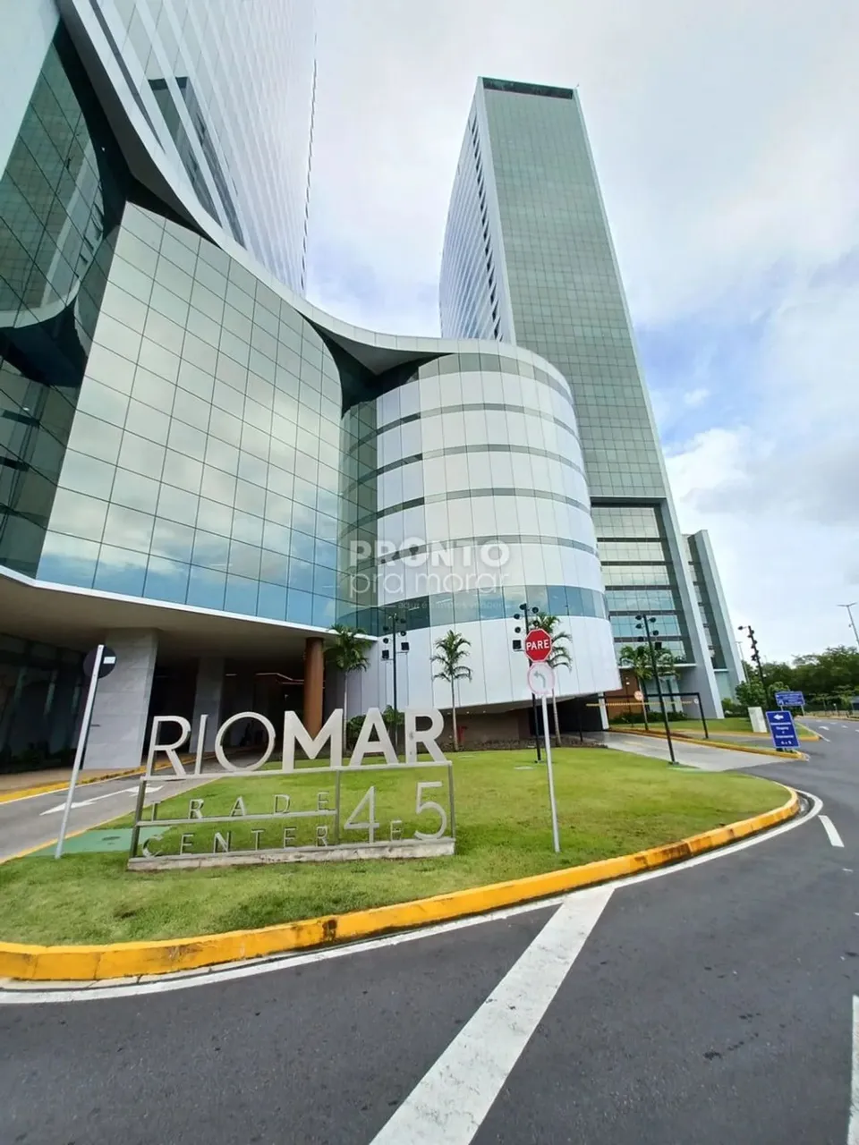 Imóvel para venda tem 29M² no Shopping Rio Mar - Pina - Recife - PE