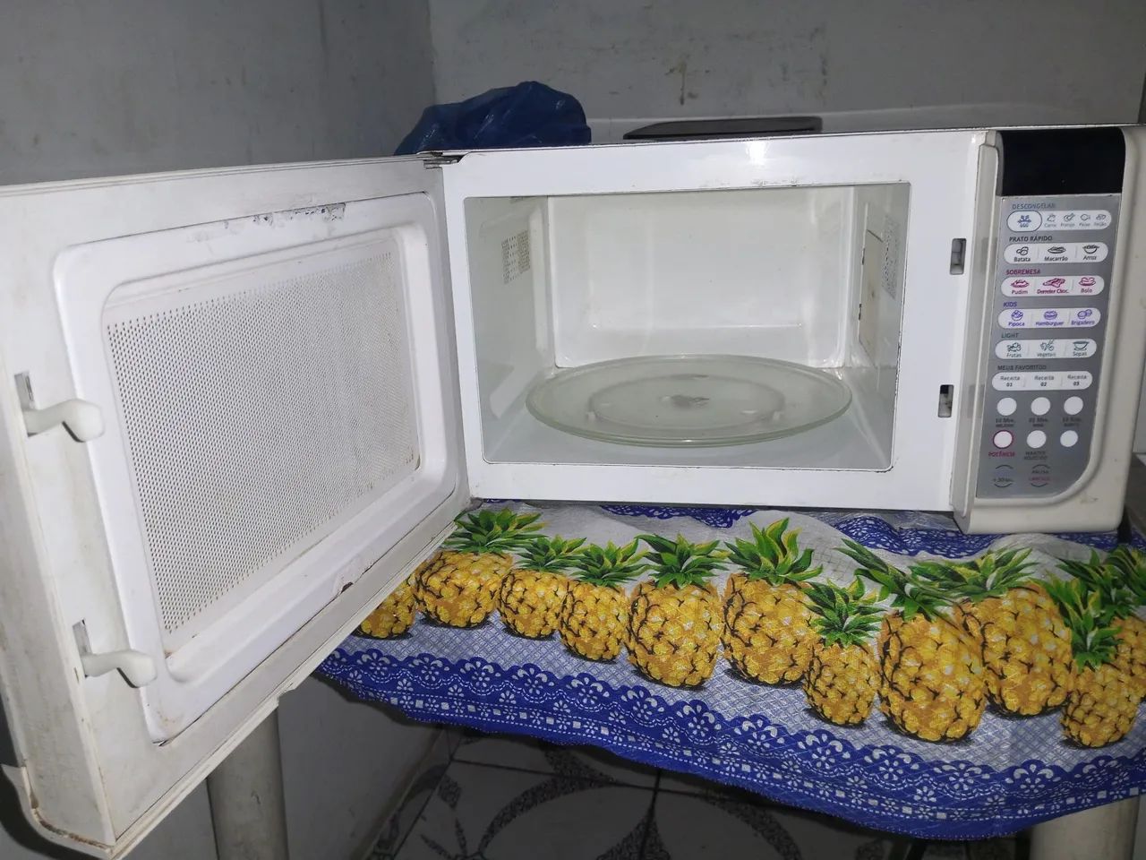 Microondas Electrolux 23 Litros em perfeito estado  - Foto 2