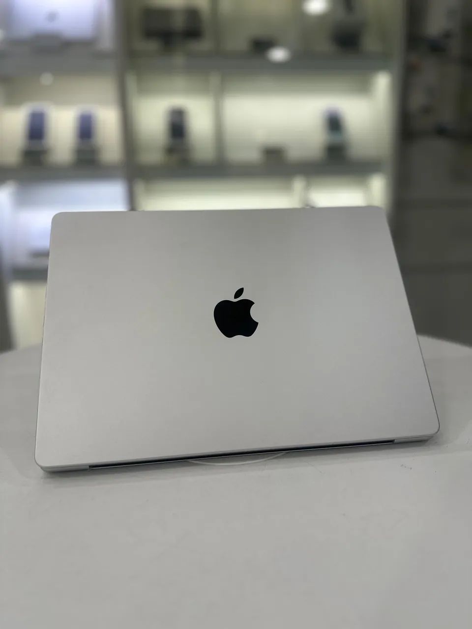 MacBook Pro M3 Pro 14? 18GB/512GB - Seminovo - Notebooks