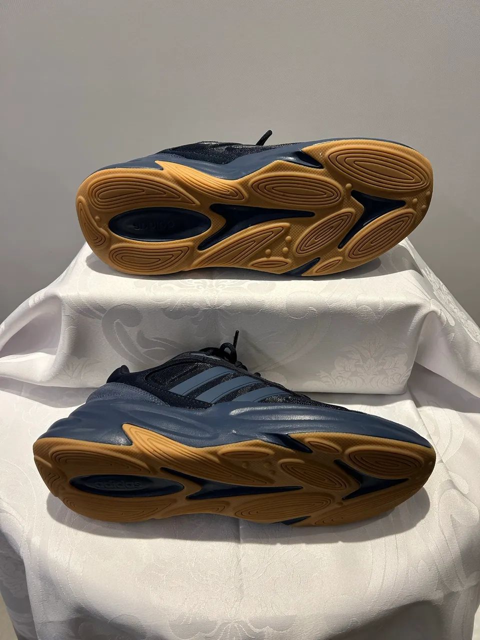 Tênis Adidas novo  - Foto 2