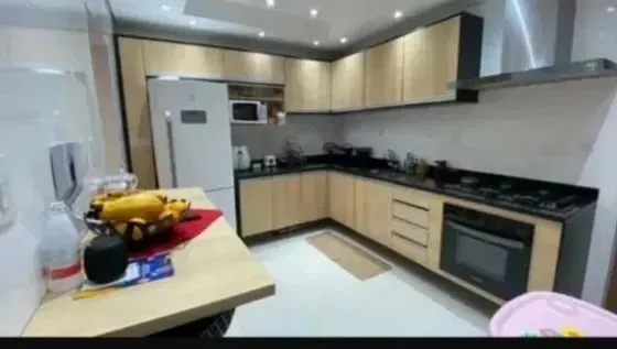 Apartamento (Padrão), com 2 quartos e 1 banheiros à Venda, 49 m² em Ponta Grossa/PR