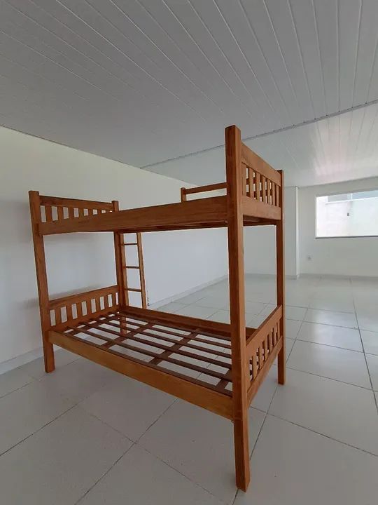 Cama Beliche Nova em  madeira maciça