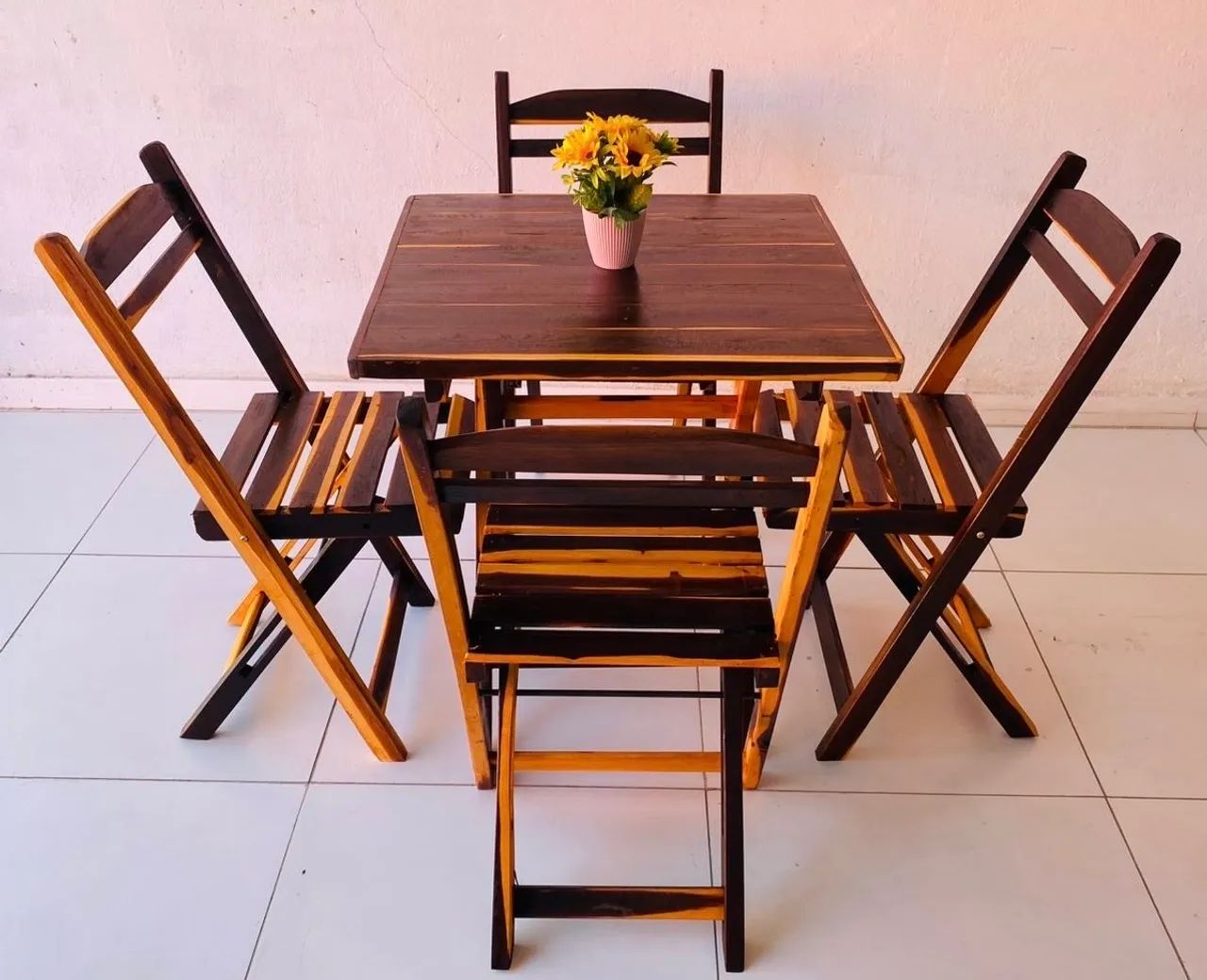 Mesa  Dobrável em Madeira, cuida promoção 