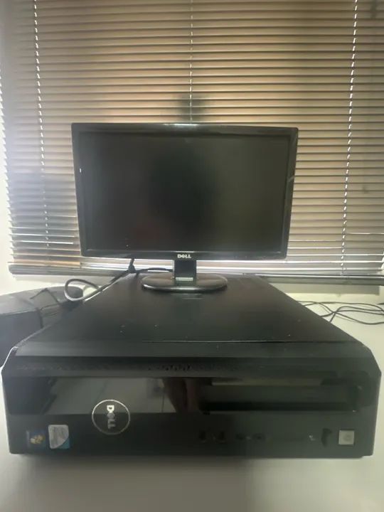 COMPUTADOR E MONITOR CPU DELL WINDOWS  7 VOSTRO 230