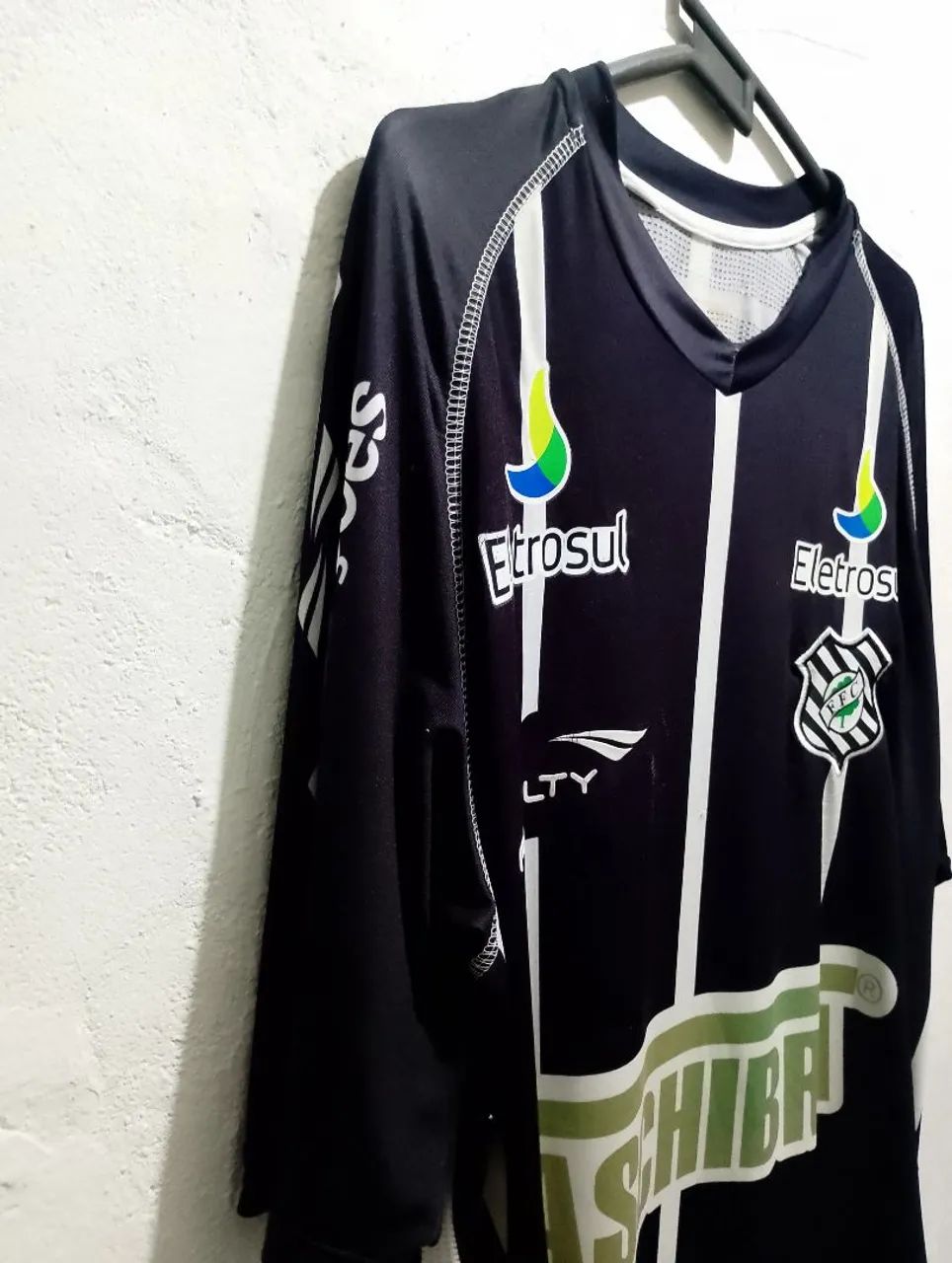 Camisa exclusiva de jogador em perfeito estado, tamanho G - Foto 3