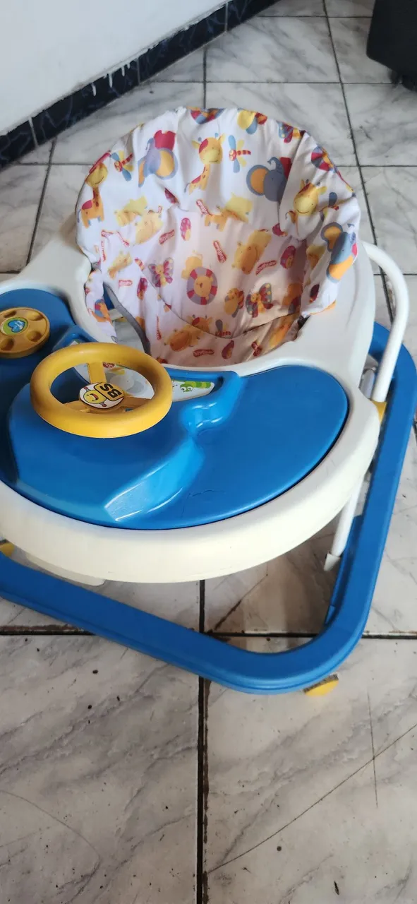 Andador Infantil - Conforto e Segurança para Seu Bebê