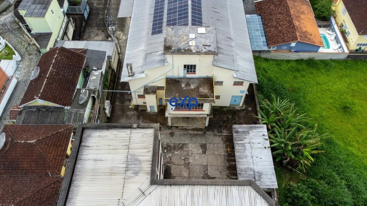 Prédio Galpão Top no Bairro Mosela em Petrópolis/RJ - Foto 2