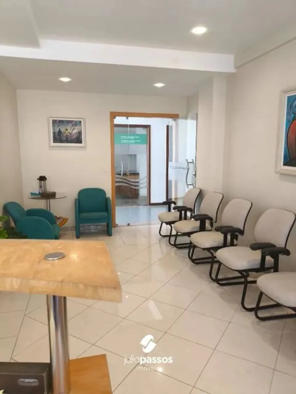 Sala Comercial á venda no Centro Médico Dr. José Augusto Barreto, sala com 55m²