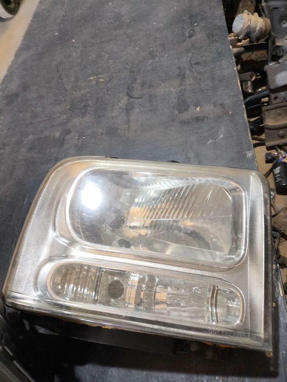 FAROL FORD F250 2008 - LADO DIREITO - Foto 2