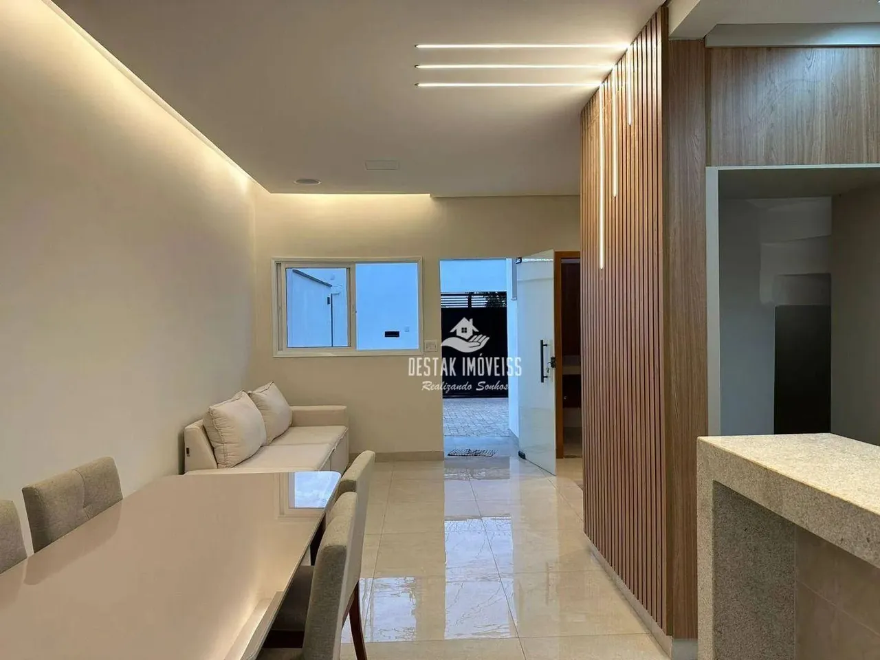 Sobrado à venda, 83 m² por R$ 440.000,00 - Novo Mundo - Uberlândia/MG