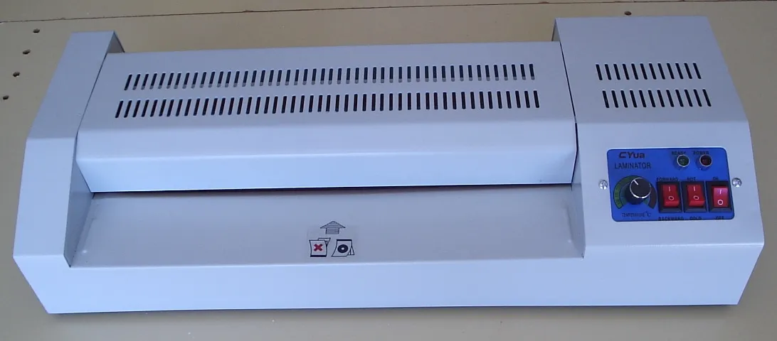 Laminadora Plasticadora A3/A4/A5/A6 500W 220V