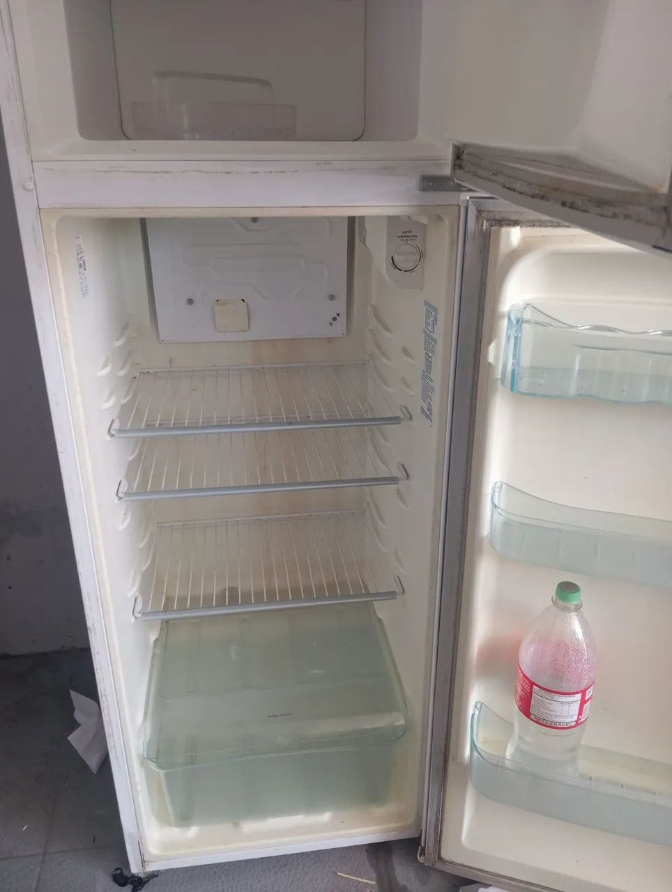 Vende se geladeira 207 litros  - Foto 3