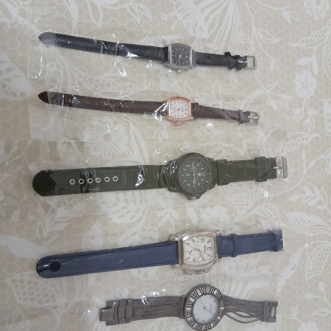 Relógios, usados baratinho $ 15,00  - Foto 2