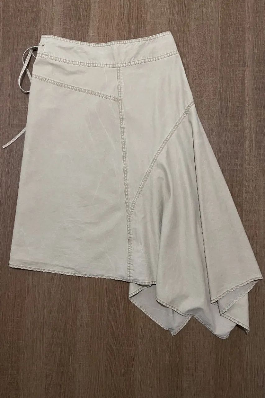 Saia Zara assimétrica off-white - Foto 2