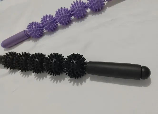 Bastão de Massagem com Bolas Espinhadas Móveis - Foto 4