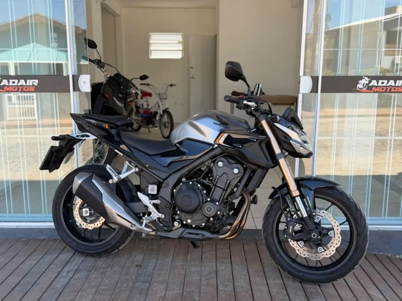 CB 500F