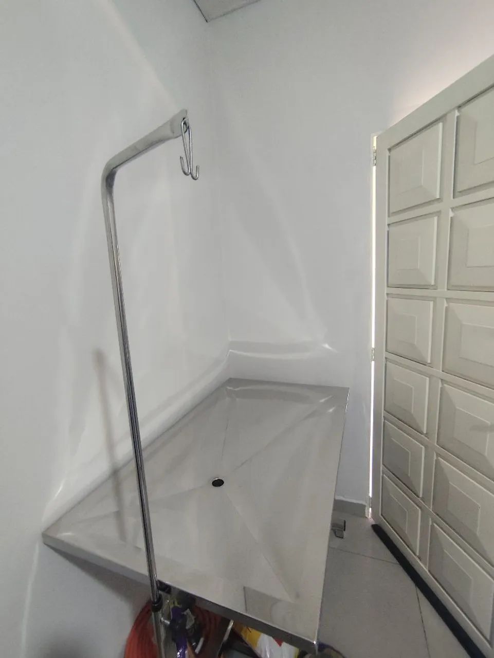 Vende se  mesa veterinaria da Brasmed