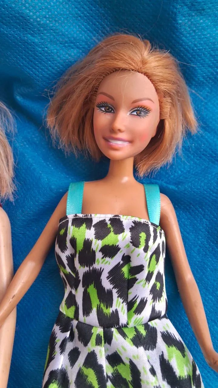 2 barbie por 15 reais  - Foto 3