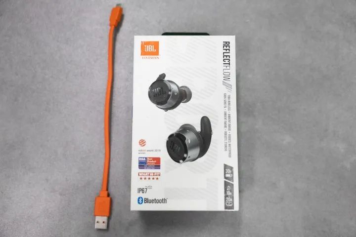 Carregador e Case Fone Bluetooth JBL Reflect Flow - Foto 5