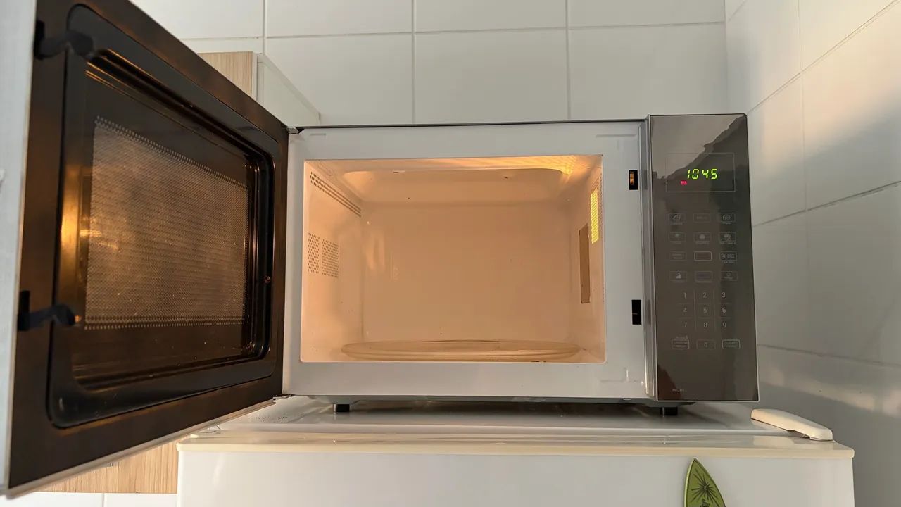 Microondas Philco 34 litros  - Foto 2