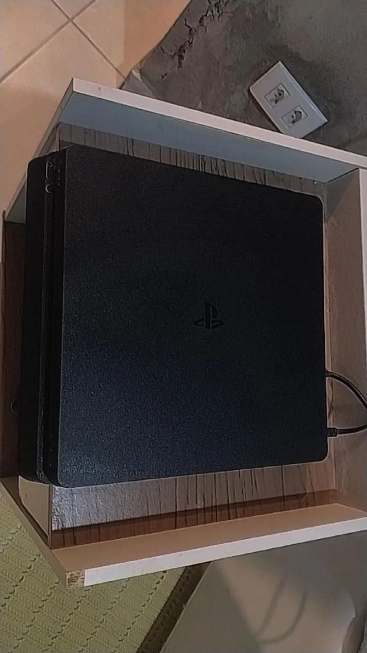 Ps4 slim 1TB  - Foto 2