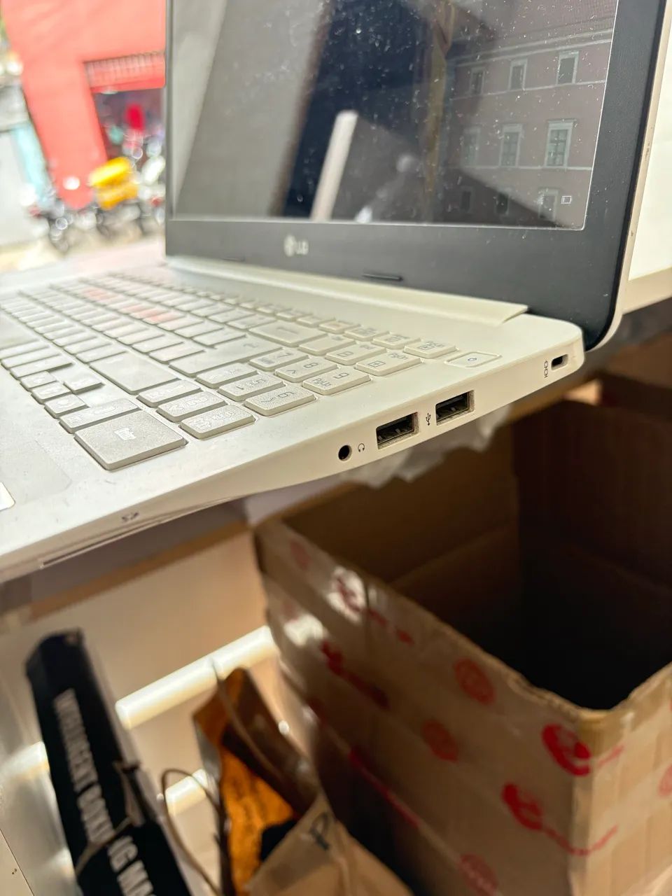 Notebook LG15U34 - Foto 2
